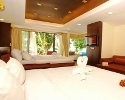 Deluxe Beachfront Villa