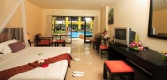Cabana Pool Access Room