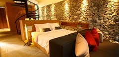 Luxury Pool Villa Suite