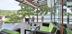 Pool Suite